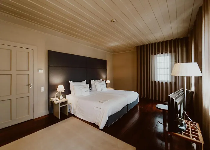 ホテル ダ オリベイラ ギマランイス